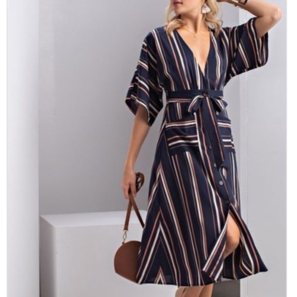✨NEW✨LAST 3✨Striped Midi Dress